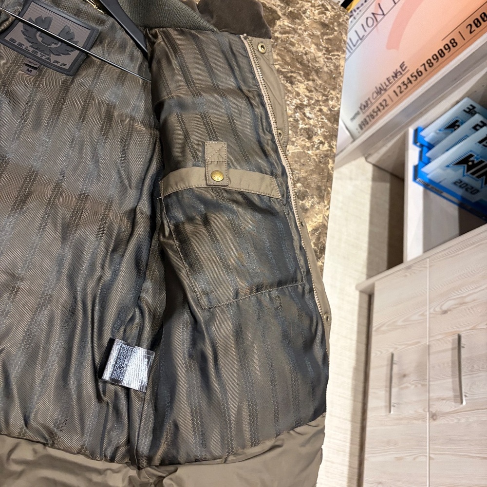 Belstaff Down Jacket Size Medium - image 4